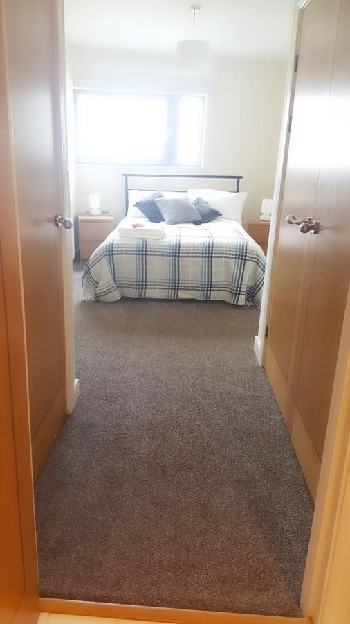 Sky Night Serviced Apartments カーディフ エクステリア 写真