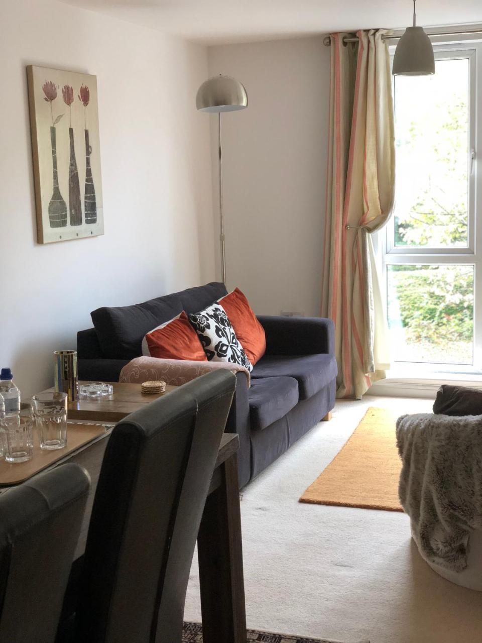 Sky Night Serviced Apartments カーディフ エクステリア 写真